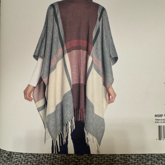 Three Dots Cashmere Blend Wrap with Fringe Plaid - New in Packaging - Picture 3 of 8